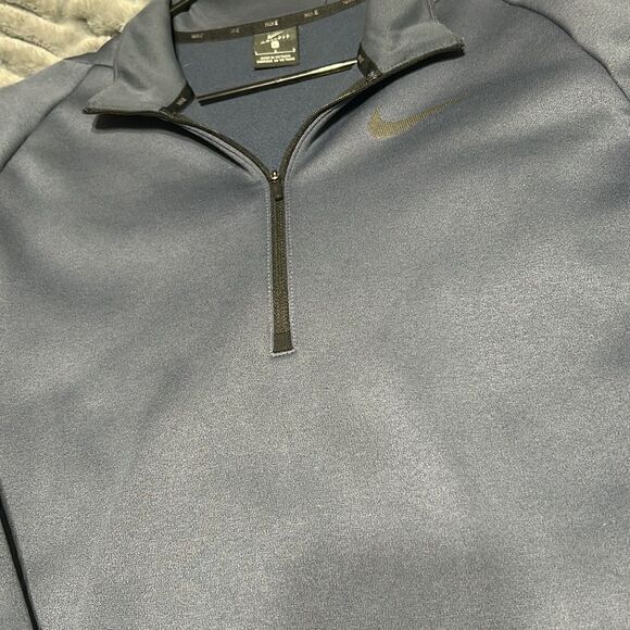 Nike Dri-Fit 3/4 Zip Hoodie - Picture 4 of 8